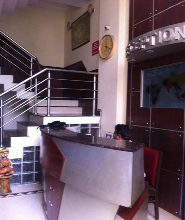 Hotel Smart Inn 2 New Delhi Exterior photo
